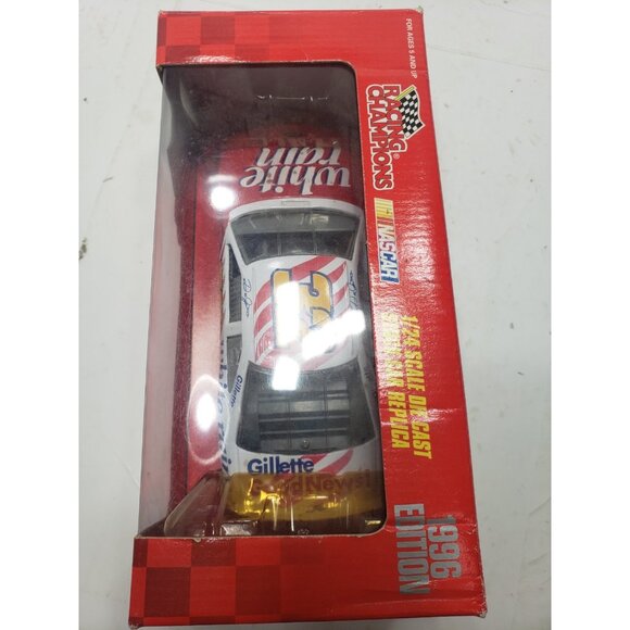 1996 Racing Champions Dale Jarrett #32 White Rain Die Cast Thunderbird Car - Picture 4 of 8